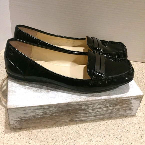 Black Loafers Size 10 - Picture 1 of 5